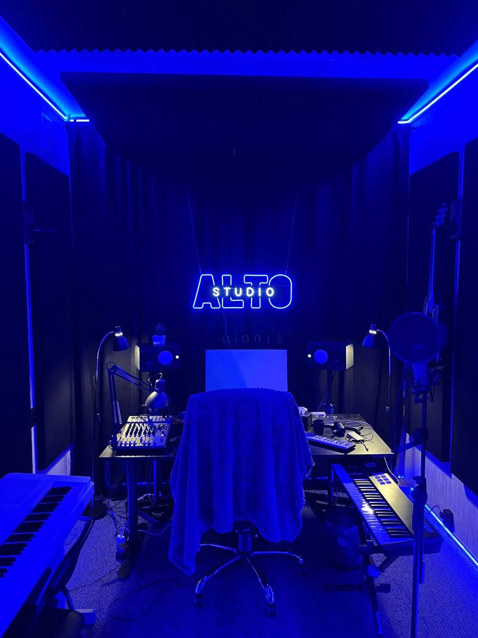 21